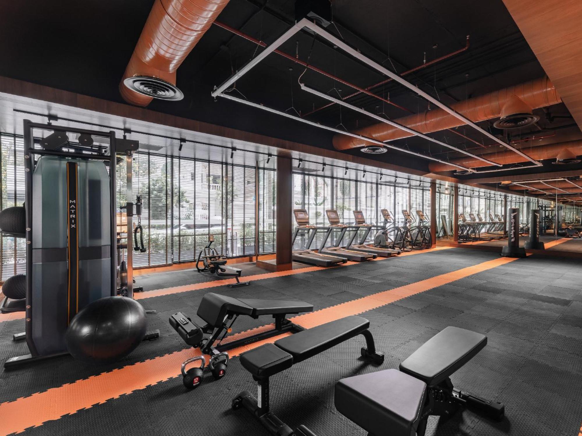 Nysa Hotel Bangkok Sukhumvit 11 Exterior photo The gym at the hotel
